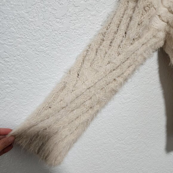 Anthropology Eyelash Cable-Knit Sweater Size XL Fuzzy Beige Wool Blend Cozy - Picture 3 of 11